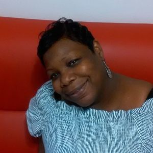 Meet your Posher, Sheila